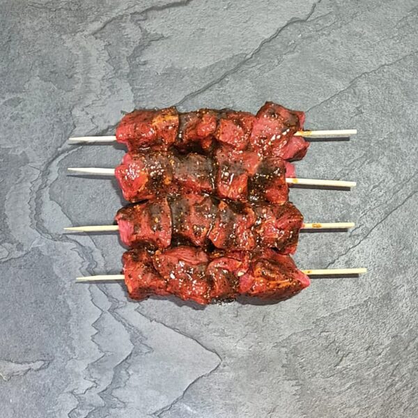 80g Sirloin steak kebabs in black garlic x 4